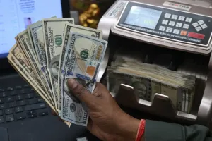 Trump Berang dan Minta The Fed Pangkas Suku Bunga