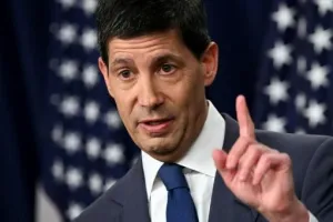 The Fed Naikkan Suku Bunga AS 25 Basis Poin, Independensi Kevin Warsh di Tengah Tekanan Trump Jadi Sorotan