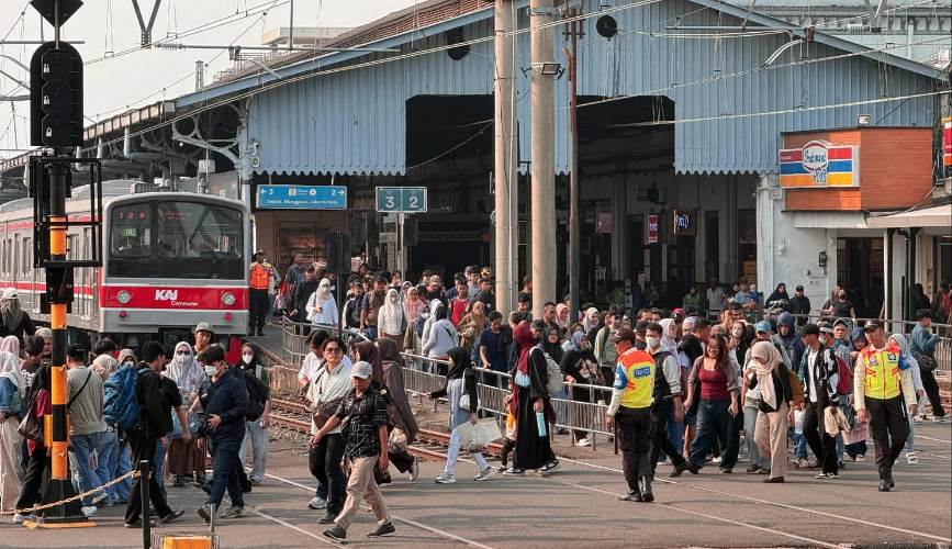 KAI Commuter Tambah 4 Jadwal Perjalanan KRL Lintas Bogor