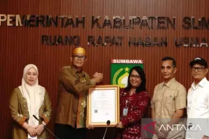 Bukan Sekadar Kain! 55 Motif Tenun Kre Alang Sumbawa Kini Resmi Dilindungi HAKI