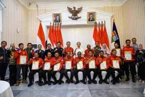 Pemkot Bogor Beri Penghargaan Personel Manggala Agni Kementerian Kehutanan  