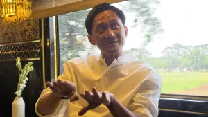 PT KAI Rampungkan Kereta Wi...