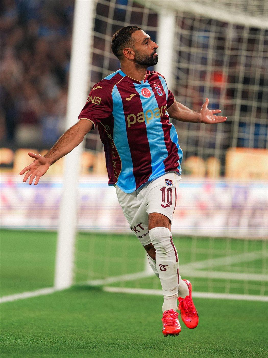Salah Cetak Hat-Trick, Trabzonspor Hancurkan Galatasaray 4-0