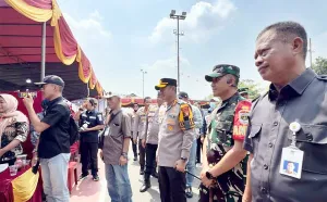 Terjunkan 12 Ribu Personel Gabungan, Polres Metro Bekasi Pastikan Pilkades 154 Desa Aman Terkendali