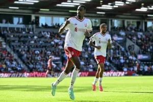 Isak Cetak Gol Penentu, Iraola Minta Striker Liverpool Tampil Lebih Tajam