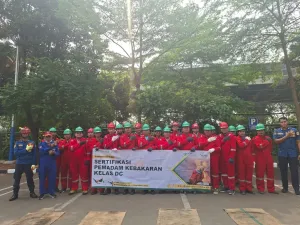 ASDP Perkuat Kesiapsiagaan Darurat, Personel Lintas Cabang Ikuti Sertifikasi Pemadam Kebakaran