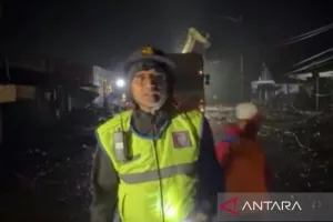 Banjir Bandang Terjang Arosuka, Jalan Solok-Padang Putus Sementara.