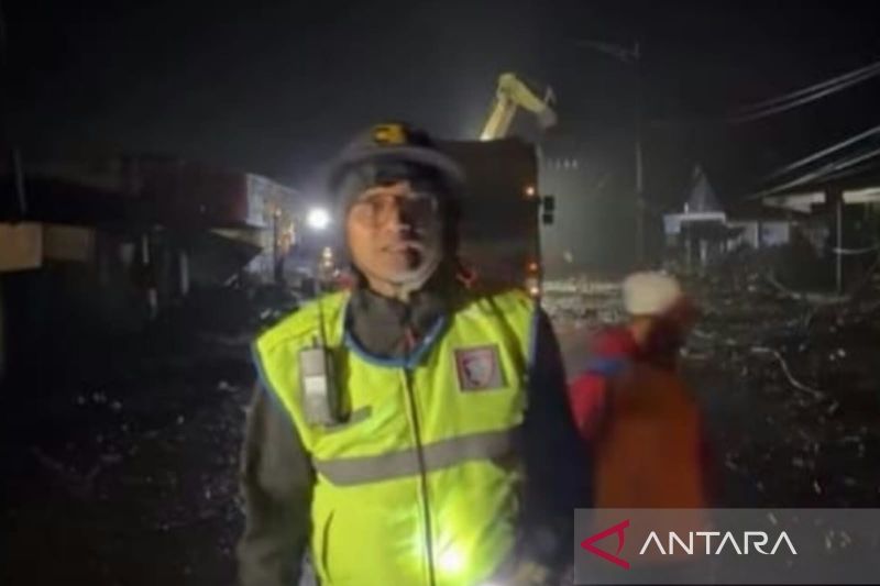 Banjir Bandang Terjang Arosuka, Jalan Solok-Padang Putus ...