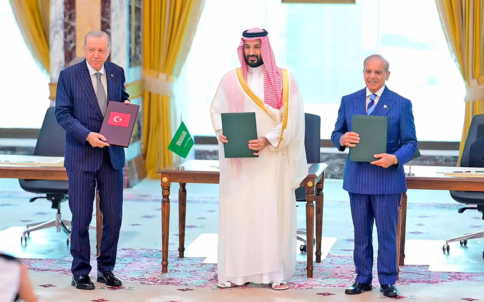 Houthi Beri Ancaman Keras, Turki dan Pakistan Tak Perlu I...