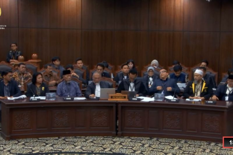  MK Sidangkan Lagi Sengketa Pilpres 2024, Syarat Pendidik...