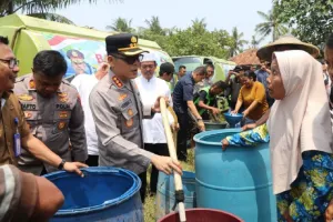 Penyaluran Bantuan 32 Ribu Liter Air Bersih bagi 2.039 Warga Pakuhaji
