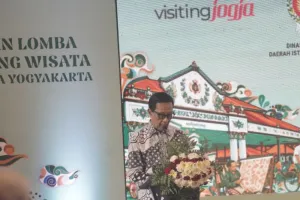 Sultan HB: Desa Wisata Harus Jadi Mesin Ekonomi Lokal