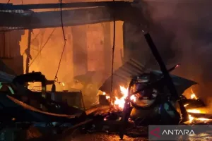 18 Rumah Terbakar di Kebayoran Lama, Kerugian Capai Rp1,2 Miliar
