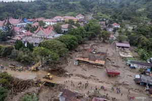 Jalan Nasional dan Provinsi di Kabupaten Solok Mulai Dibuka Pascabanjir Bandang.