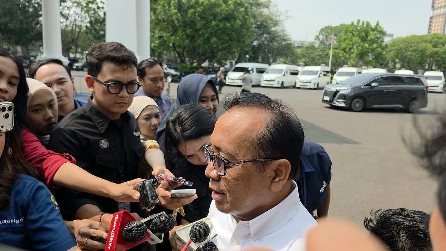 Pemerintah Bahas Upaya Perluas Akses Pendidikan Gratis