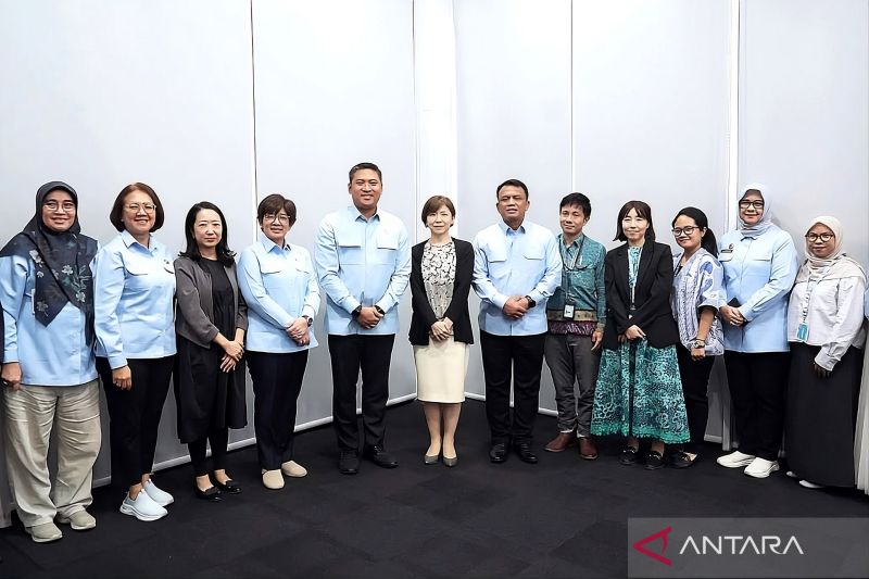 Akademisi: Makan Siang Sekolah Bergizi Bisa Jadi Pelajara...