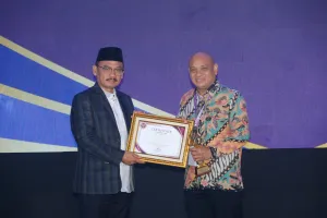 Hubungkan Bisnis Halal di 1...
