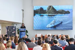 Menpar Tawarkan Peluang Investasi Wisata Bahari Indonesia kepada Investor di Monako