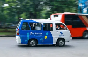 Mikrotrans Didorong Masuk P...