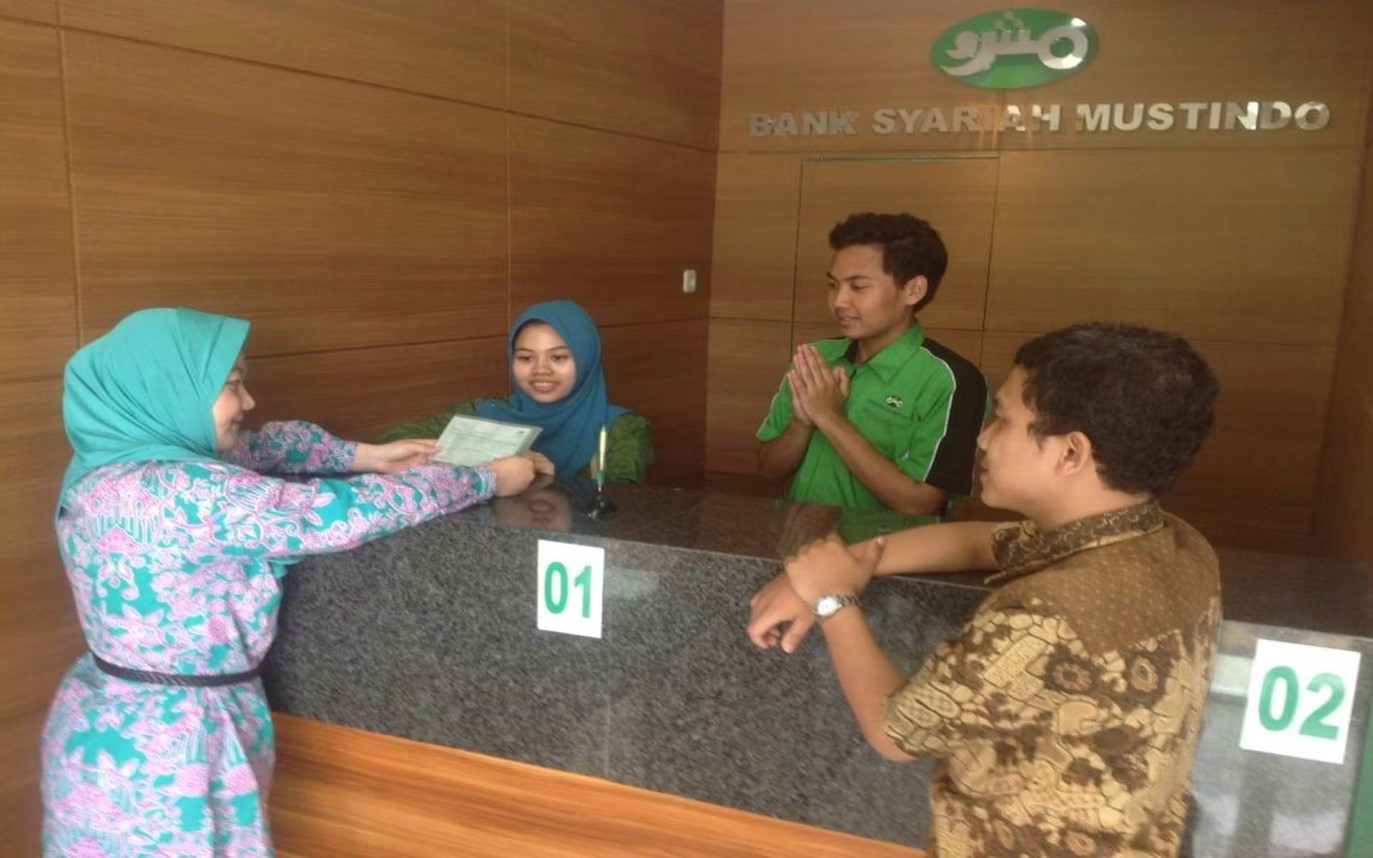 OJK Hentikan Operasi BPRS Musyarakah Ummat Indonesia, Nasib Nasabah Jadi Sorotan