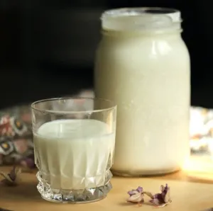 6 Jenis Minuman yang Baik untuk Kesehatan Ginjal, dari Teh Hitam hingga Kefir