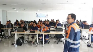 Pelindo Akselerasi Transisi Energi lewat Elektrifikasi Alat Bongkar Muat