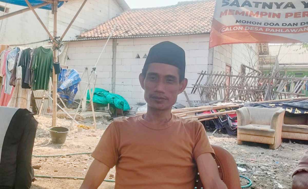 Amanah Baru Ayatulloh Dimulai, dari Dagang Gorengan Jadi Kades Pahlawan
