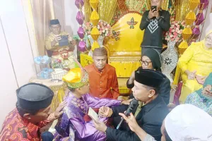Penuh Tangis Haru, Pasangan...