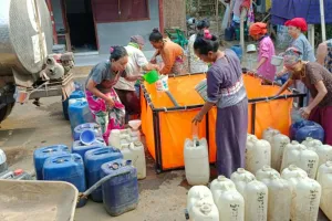 Penyaluran Bantuan 24 Ribu Liter Air Bersih Dampak Kekeringan di Probolinggo