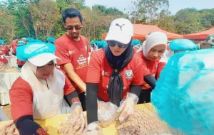 Rekor Dunia Pecah! 300 Peserta Bikin Terasi Habang Bangka Selatan, Masuk MURI