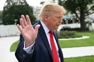Trump Tolak Proposal Iran untuk Membuka Kembali Selat Hormuz