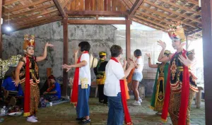 Bukan Sekadar Foto dan Viral, Kini Gen Z dan Milenial Mencari Makna Dalam Berwisata