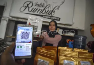 DPR Minta BI Ubah Aturan Main! Riwayat Transaksi QRIS Diusulkan Jadi Dasar Bank Kucurkan Kredit UMKM