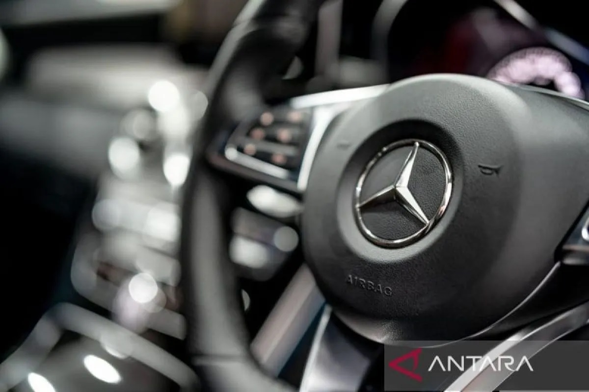 Kalah Bersaing, Mercedes-Benz Terancam Tutup Dua Pabrik d...