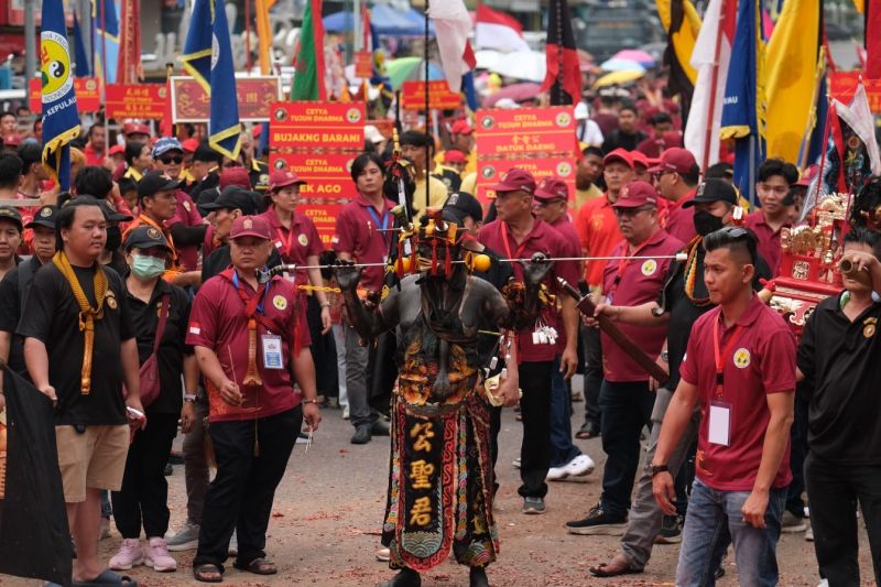 Pawai Khitong Jadi Magnet Baru Wisata Batam
