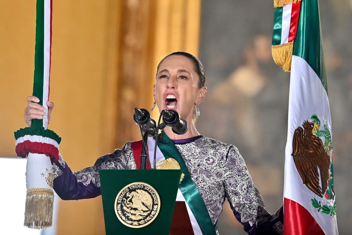 Presiden Sheinbaum Ingatkan Kekuatan Asing Jangan Coba-co...