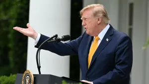 Trump Beri Sinyal Ada Lebih Banyak Perundingan dengan Iran