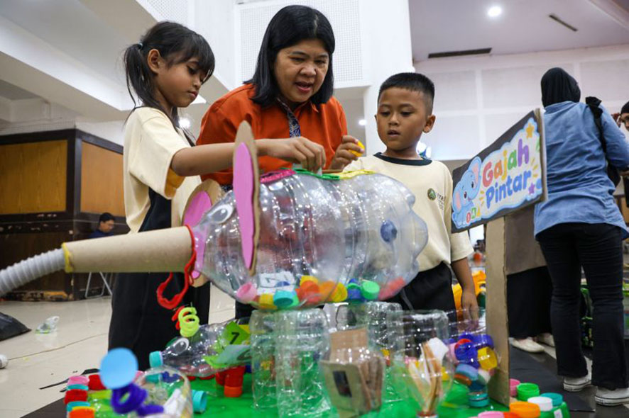 166 PAUD di Surabaya Mengikuti Lomba Pemanfaatan Barang Bekas