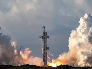 Starship SpaceX Capai Orbit Pertama Kali, 26 Satelit Starlink Berhasil Dikerahkan
