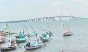 Sulap Pesisir Bangkalan, KKP Siapkan 5 Kampung Nelayan Merah Putih Dilengkapi SPBU Hingga Wisata Bahari