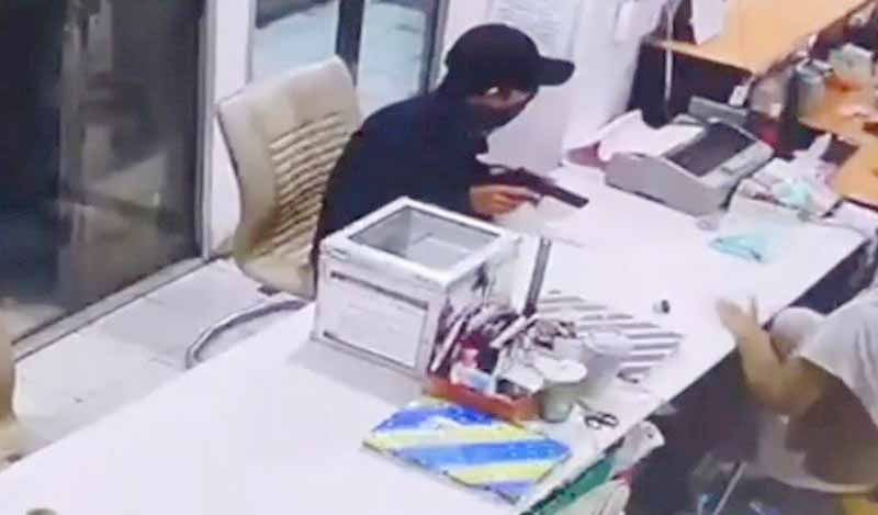 Absurd Banget! Pria Nekat Rampok Pegadaian di Kebon Jeruk Pakai Pistol Mainan, Gara-gara Terlilit Utang!