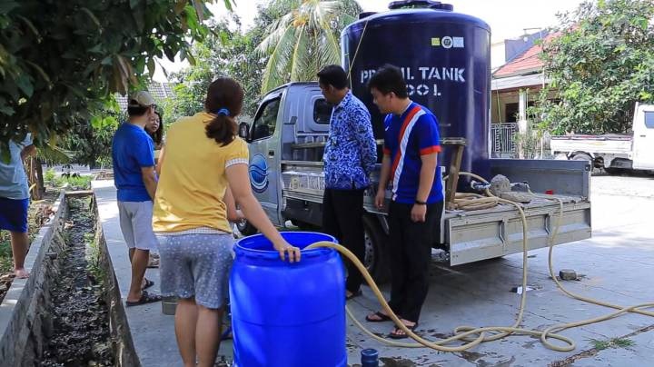 BPBD Kota Tangerang Salurkan 84.750 Liter Air Bersih bagi...