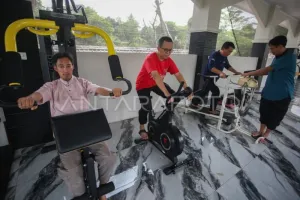 Dokter Gizi Ingatkan Olahraga Turunkan Berat Badan Jangan Terpaku Angka Timbangan.