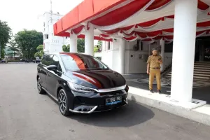 Pemkot Surabaya Pangkas Ken...
