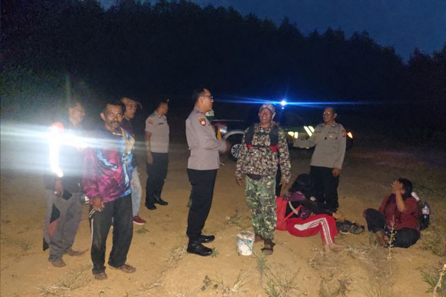 Pendaki Ilegal Puncak Batu Tulis Berhasil Dievakuasi dengan Selamat