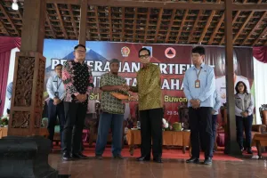 Sertifikat Huntap Beri Kepastian Hukum bagi Warga Terdampak Erupsi Merapi