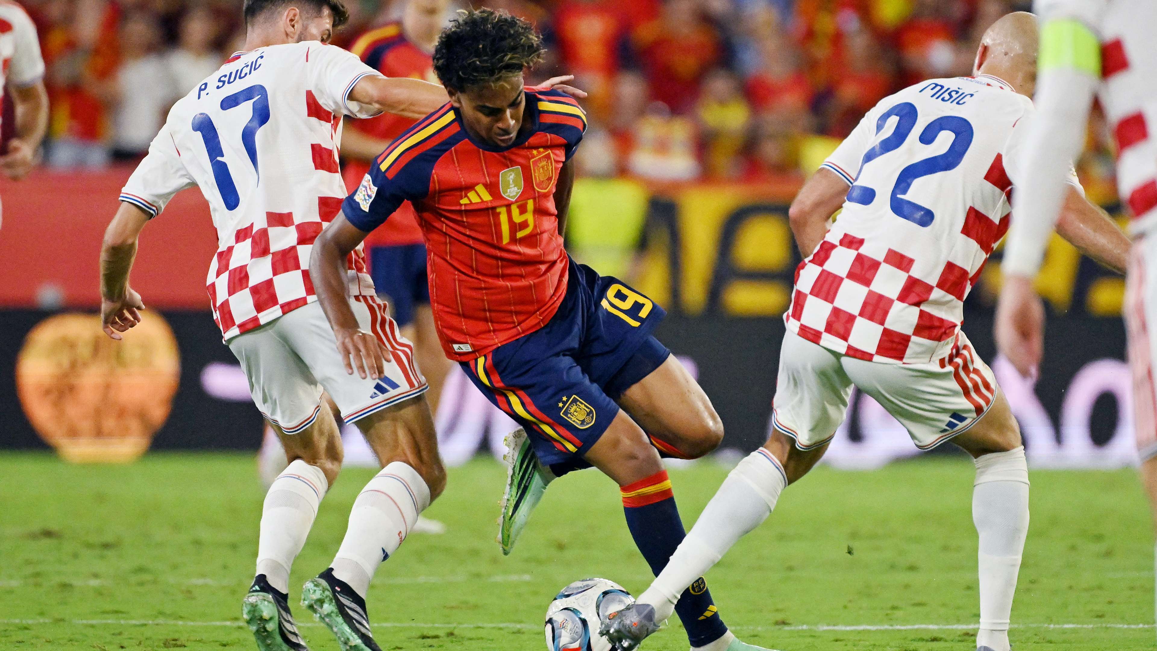 UEFA Nations League: Spanyol Atasi  Kroasia, Inggris Tund...