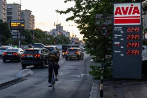 Warga Belanda Berbondong-bondong 'Nyeberang' ke Belgia Cuma demi Isi BBM