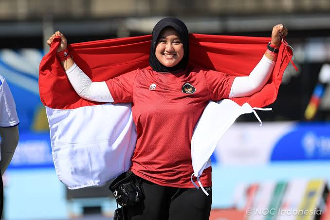 Emas..emas..emas, Ashrifah Jadi Srikandi Asia Raih Medali Emas Panahan