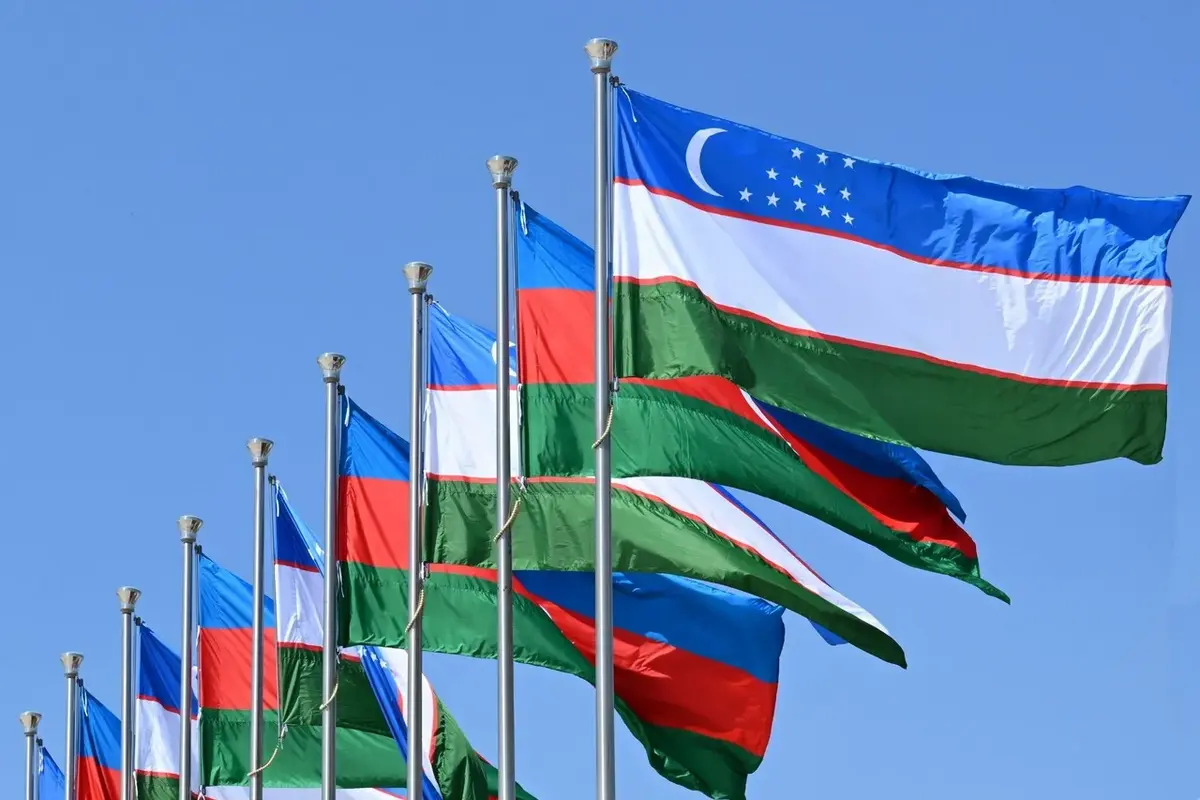 Iran Rangkul Uzbekistan dan Azerbaijan untuk Pertebal Hub...